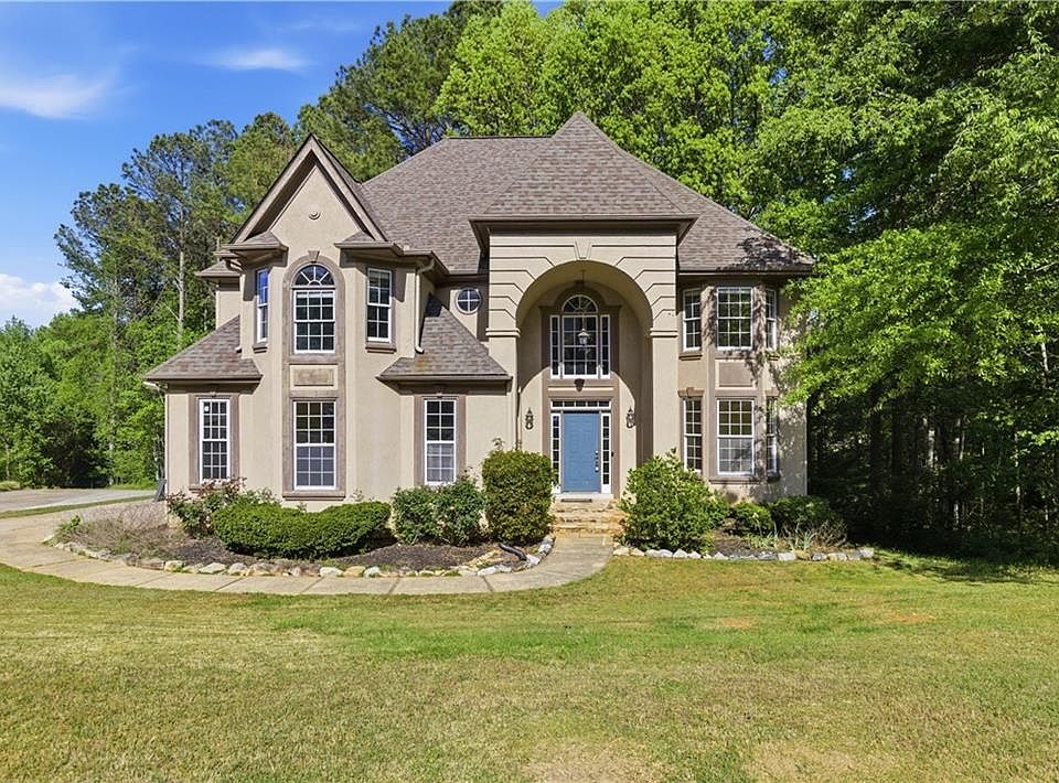 1st image of 3322 Hunters Hill Dr