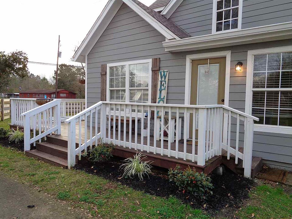 1st image of 1095 Evangeline Dr