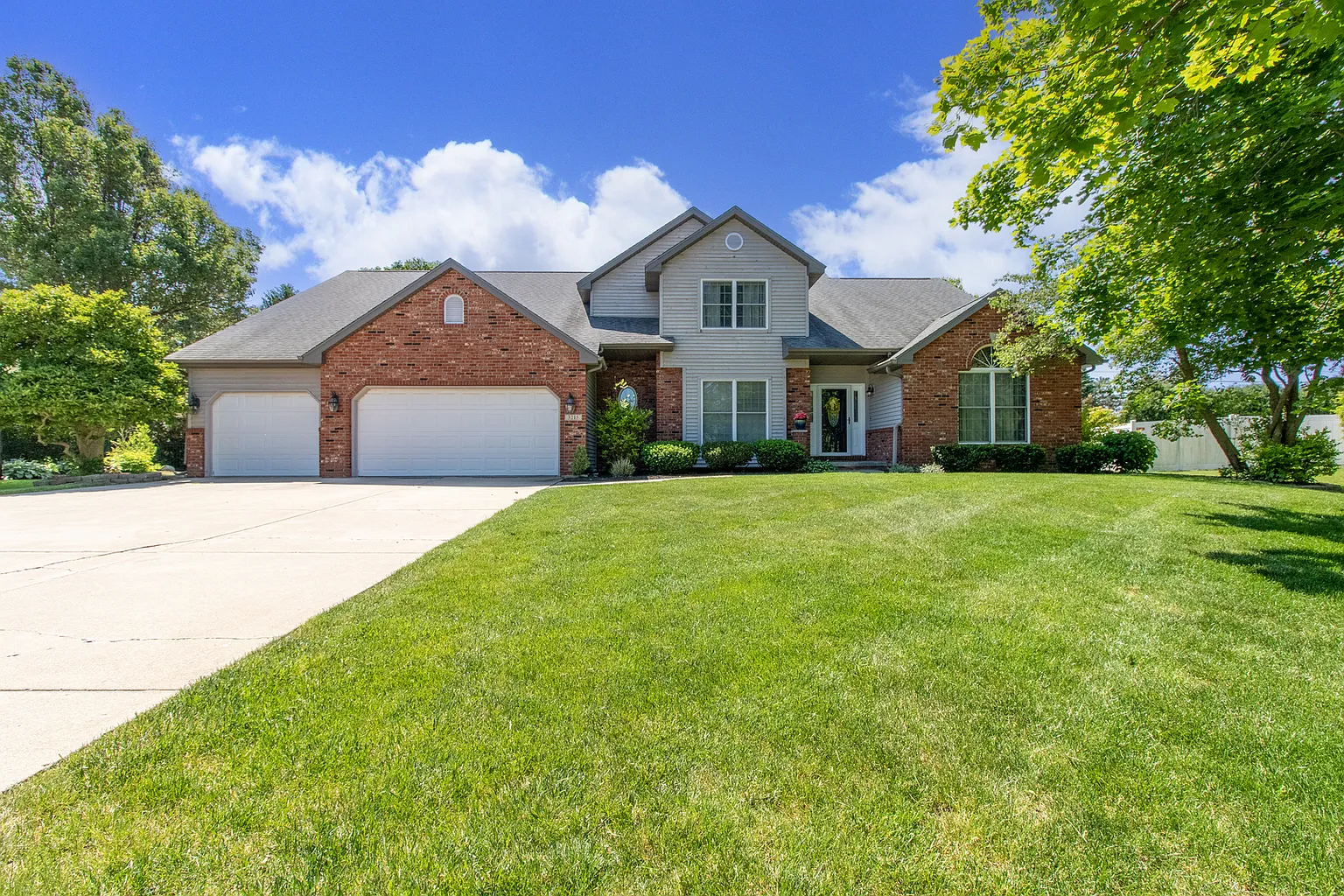 3215 Viney Ln photo 1
