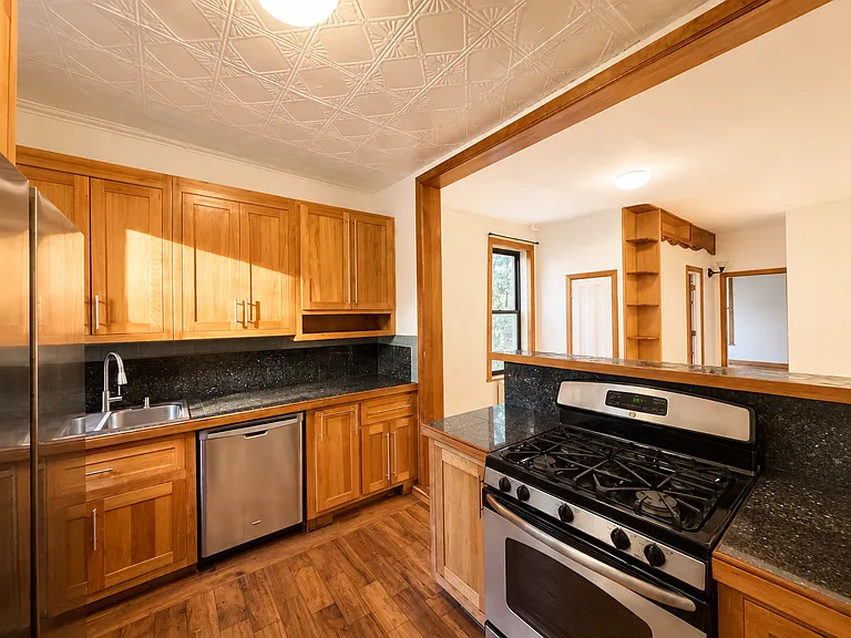1179 Bedford Ave #2 — Photo 4