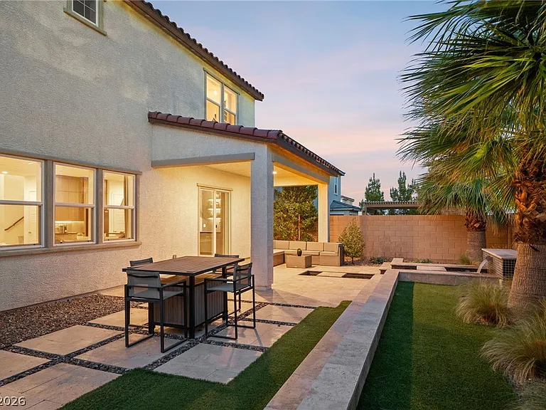 10125 Sequoia Glen Ave — Photo 37