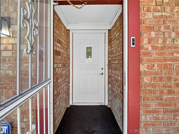 5th image of 12138 E 25th St
