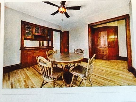 4th image of 1015 Grand Ave