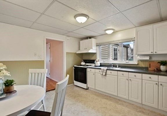 5th image of 210 Lebanon St #1