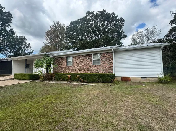 607 Clarence St, Mountain View, AR 72560