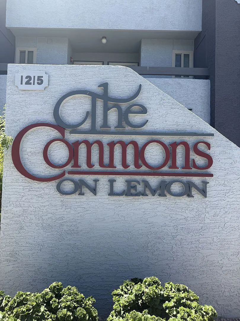 2-Bedroom Tempe Condo - University & Rural — Photo 1