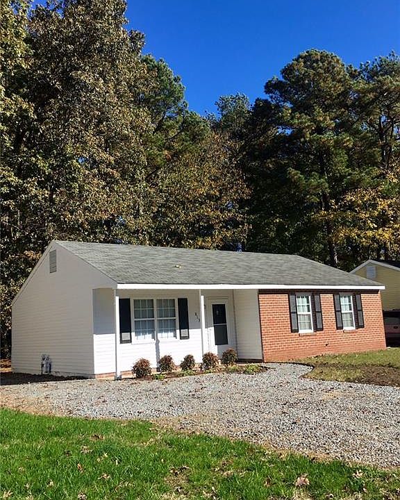 1st image of 813 Bedrock Ln