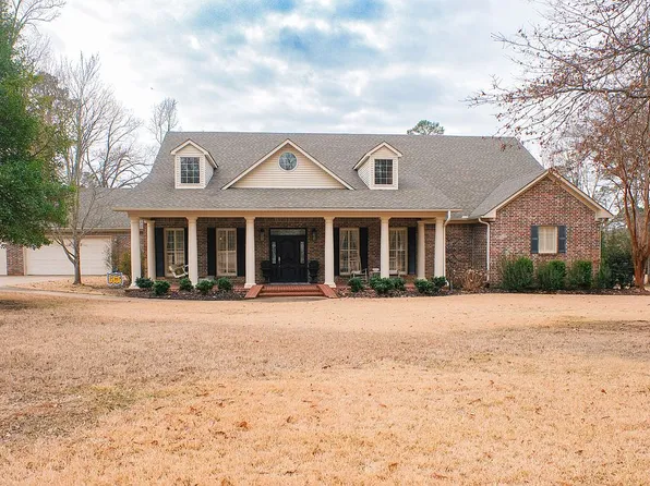 3 Olde Oaks Cir, Magnolia, AR 71753