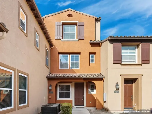 17070 Calle Trevino Unit 3, San Diego, CA 92127