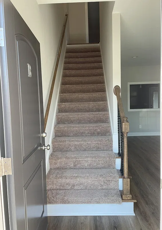 3 bed, 3.5 bath, 1800 sqft, $1,950 — Photo 1