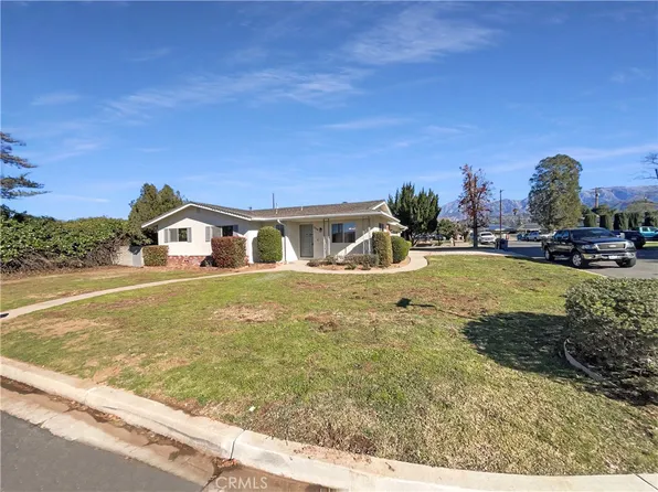 354 Ponderosa Trl, Calimesa, CA 92320