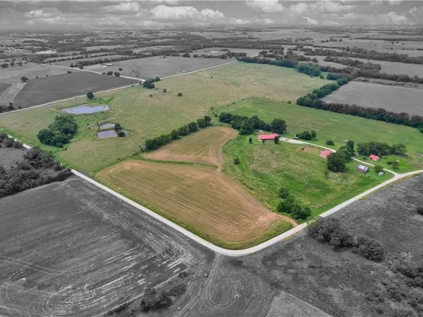 1662 Prairie Rd, Fort Scott, KS 66701