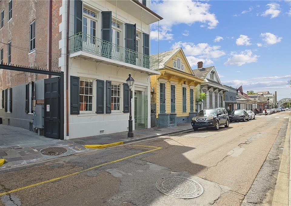 BLESS 本　retroperspectitve home 928 Saint Ann St, New Orleans, LA 70116 | MLS #2497139 | Zillow