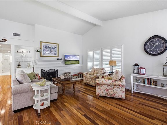 3rd image of 1228 Woodside Dr