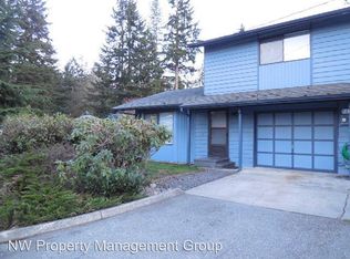 7416 Lower Ridge Rd APT A, Everett, WA 98203