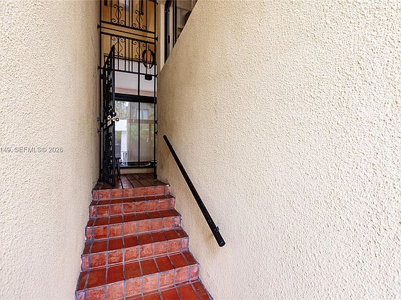 4th image of 2956 Bird Ave APT 6