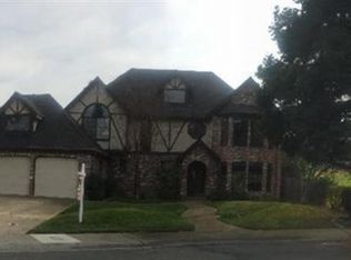 15 Evros River Ct, Sacramento, CA 95831