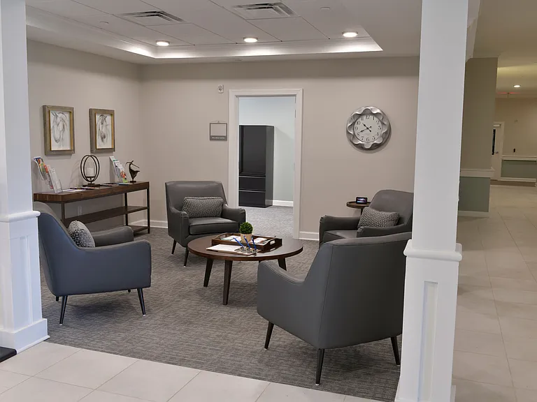 Ash Branch Manor — Photo 9