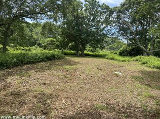 14 Ridge Rd, Aquinnah, MA 02535