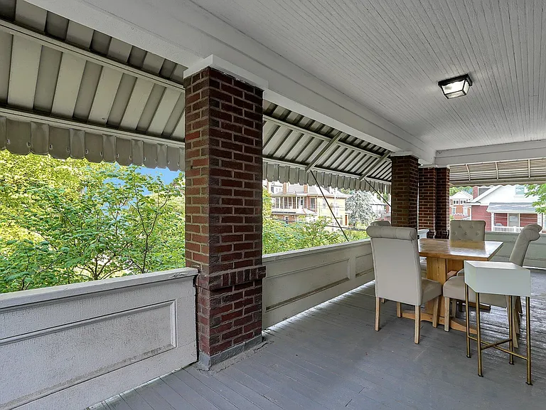 366 Berkeley Rd — Photo 22