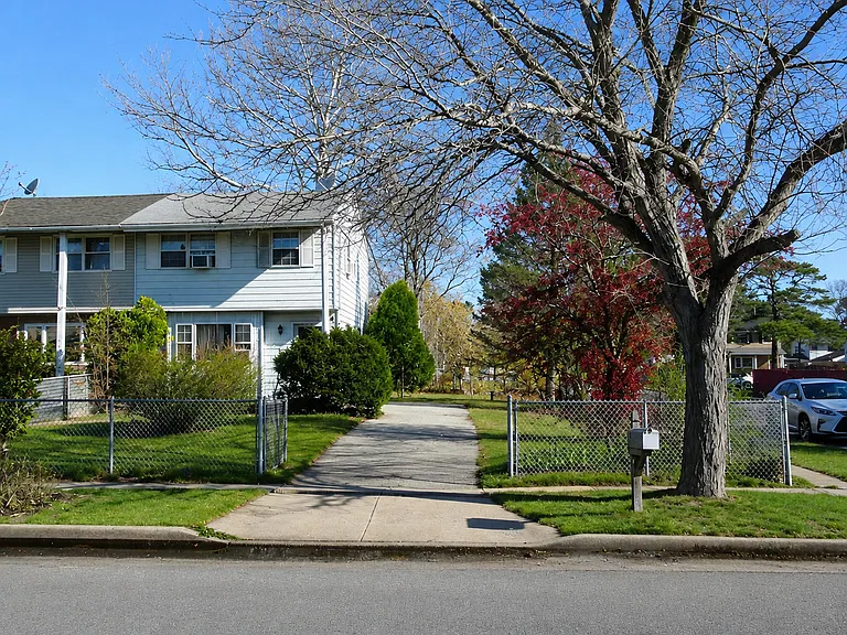801 Cedar St — Photo 2