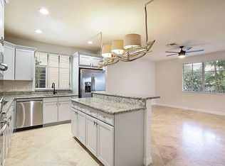105 NW Gardner St, Boca Raton, FL 33432