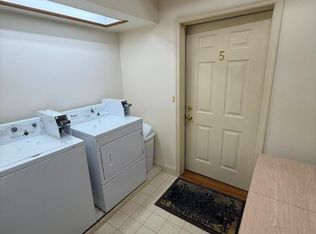 318 Liberty St APT 1/2-5, Morris, IL 60450