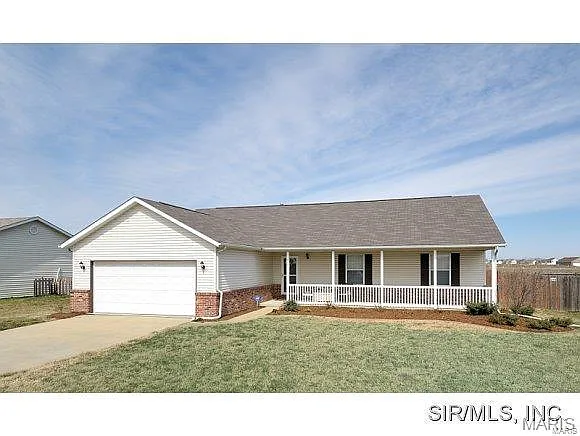 2505 Coniferous Dr photo 1