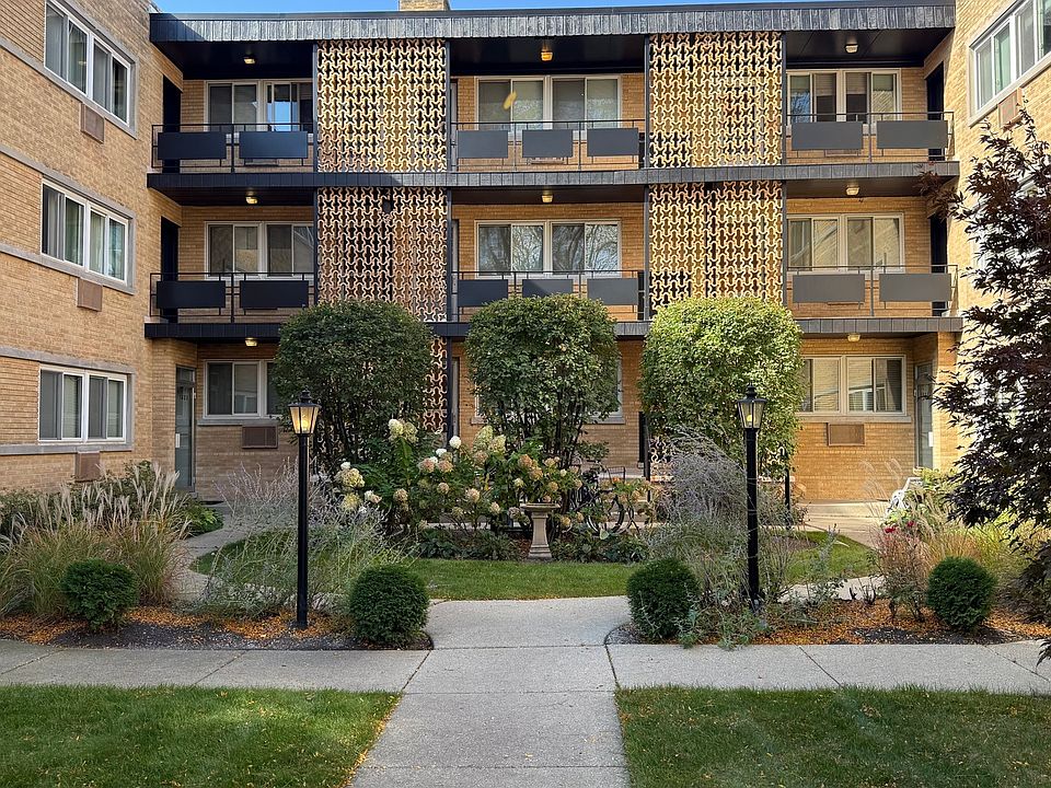 1st image of 1925 Harrison St APT 1J