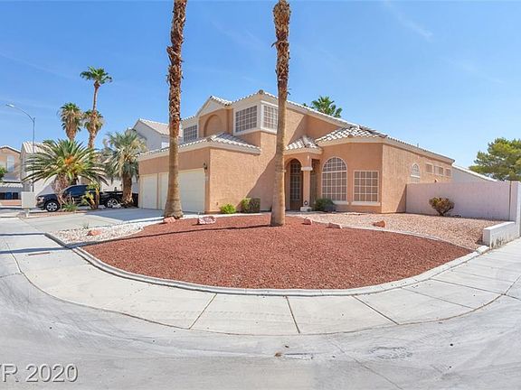 2nd image of 4850 Los Amigos Cir