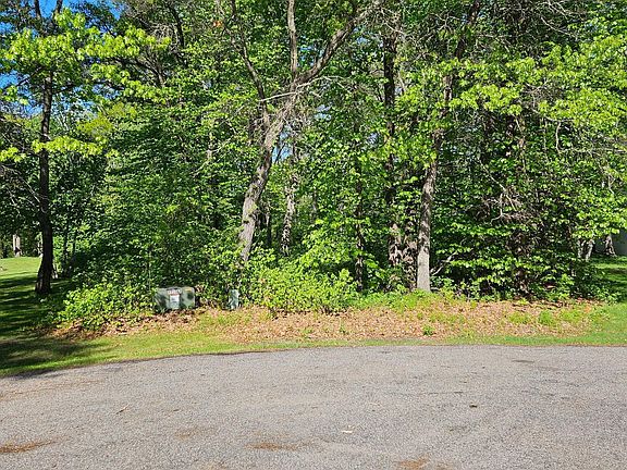 2nd image of LOT 49 Huron Cir