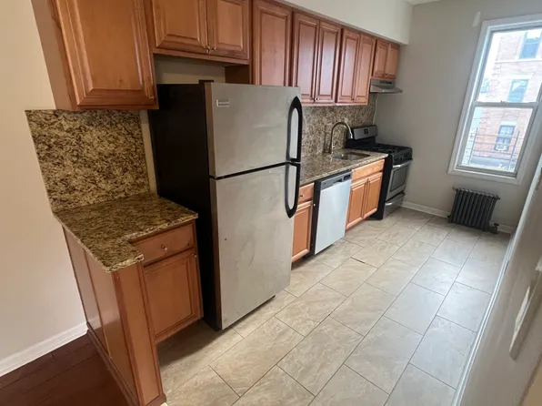 31-89 32nd Street image 3 of 16