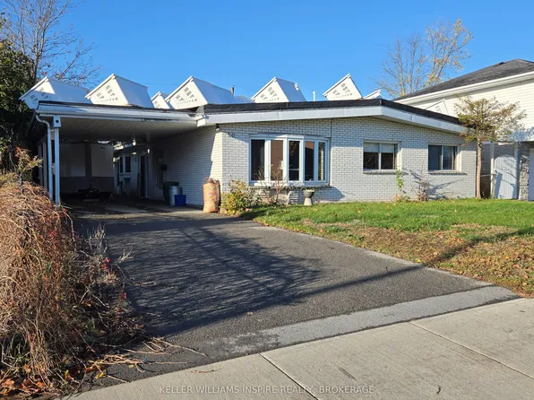 36 Van Order Dr, Kingston, ON K7M 1B7