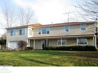 1808 N Canal Rd, Eaton Rapids, MI 48827