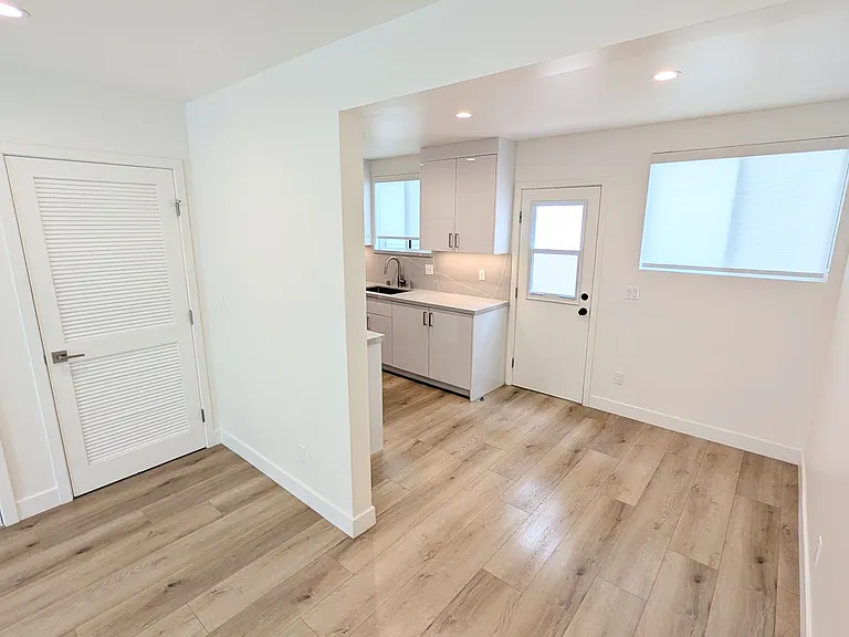 1333 Brockton Ave #1 — Photo 6