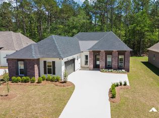 639 Night Heron Ln, Madisonville, LA 70447