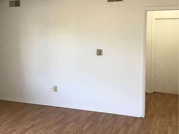 4th image of 74 Horst Ave APT A