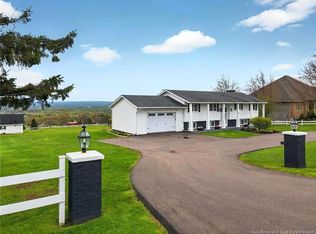 50 Timberline Rd, Moncton, NB E1G3G8