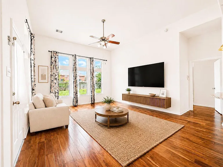 2410 Horned Owl Dr — Photo 15