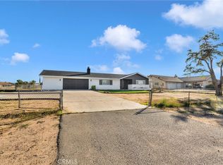 17901 Chestnut St, Hesperia, CA 92345