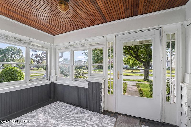 2nd image of 20 Joelson Court