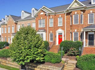 221 Grass Dale Ln, Crozet, VA 22932