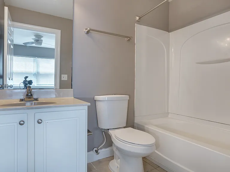84 Cassandra Ln #B — Photo 8
