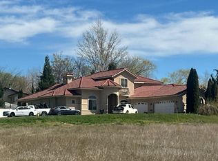 1200 Meadowlark Ln, Zillah, WA 98953