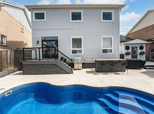 20 The Queensway, Barrie, ON L4M 7H6