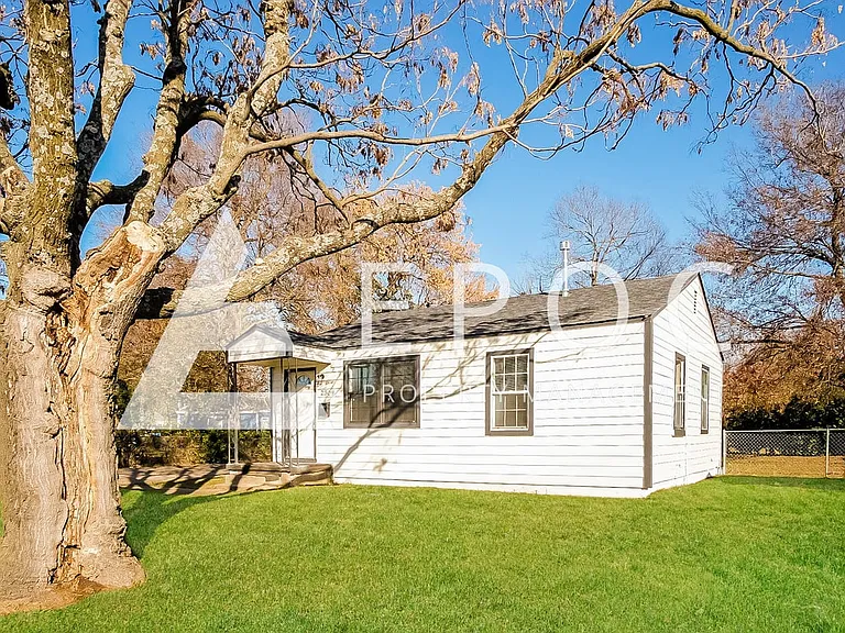 2309 N Xanthus Ave — Photo 12