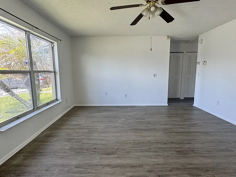 37 Las Brisas Way — Photo 3