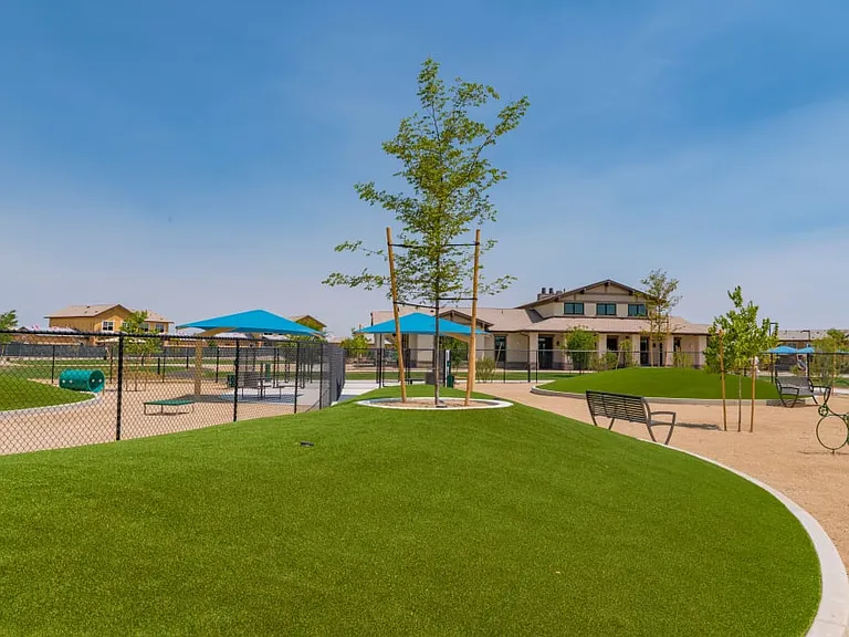 Desert Winds - Military Housing — Photo 13