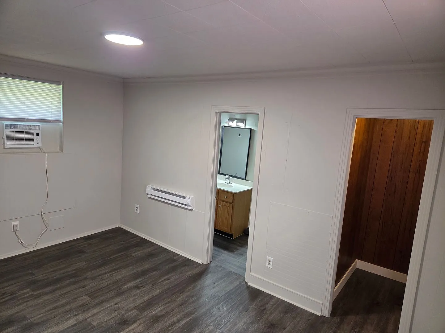 Shady Oak Apartments — Photo 2