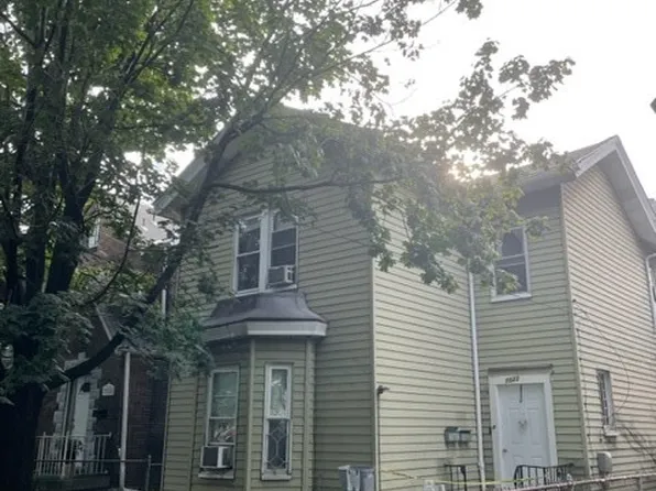 7022 Blackhawk St, Pittsburgh, PA 15218